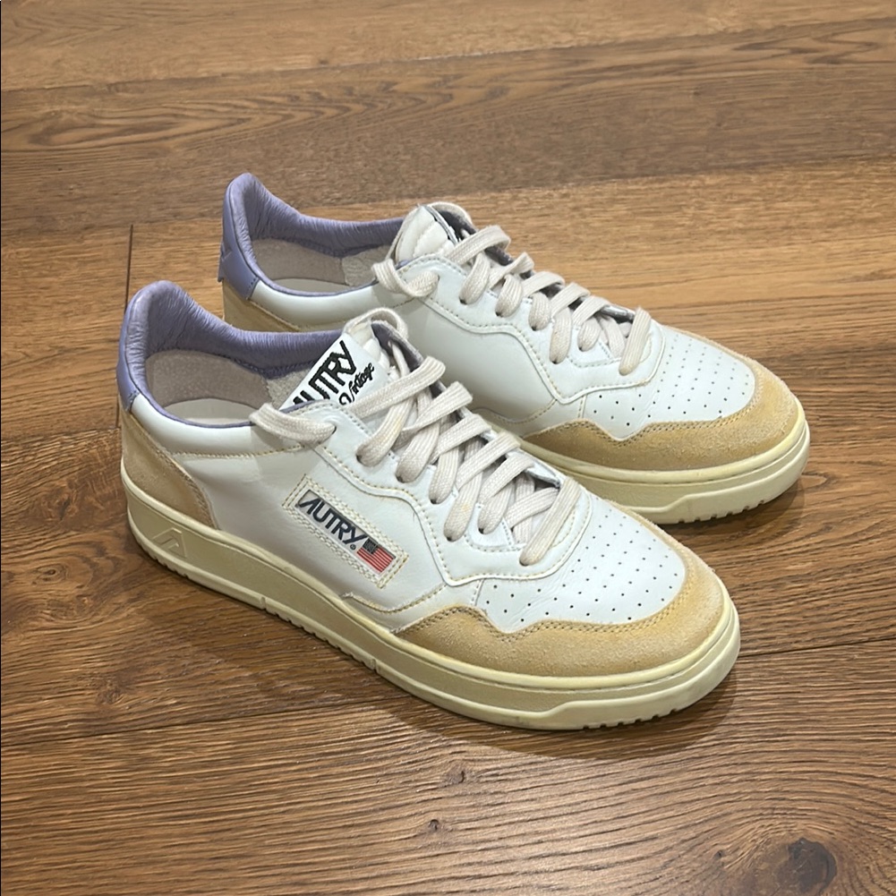 Autry Super Vintage Low Sneakers Size 41
